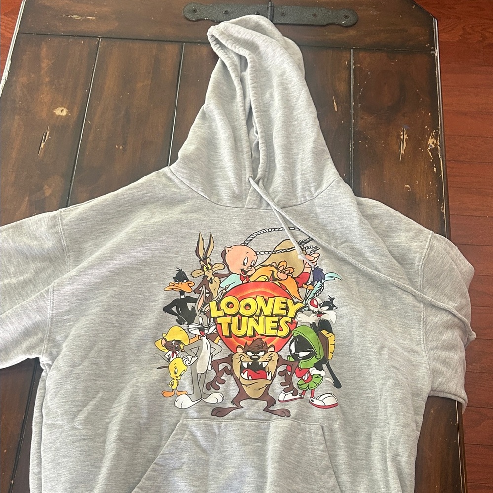Warner Bros. Looney Tunes Light Gray Apparel
